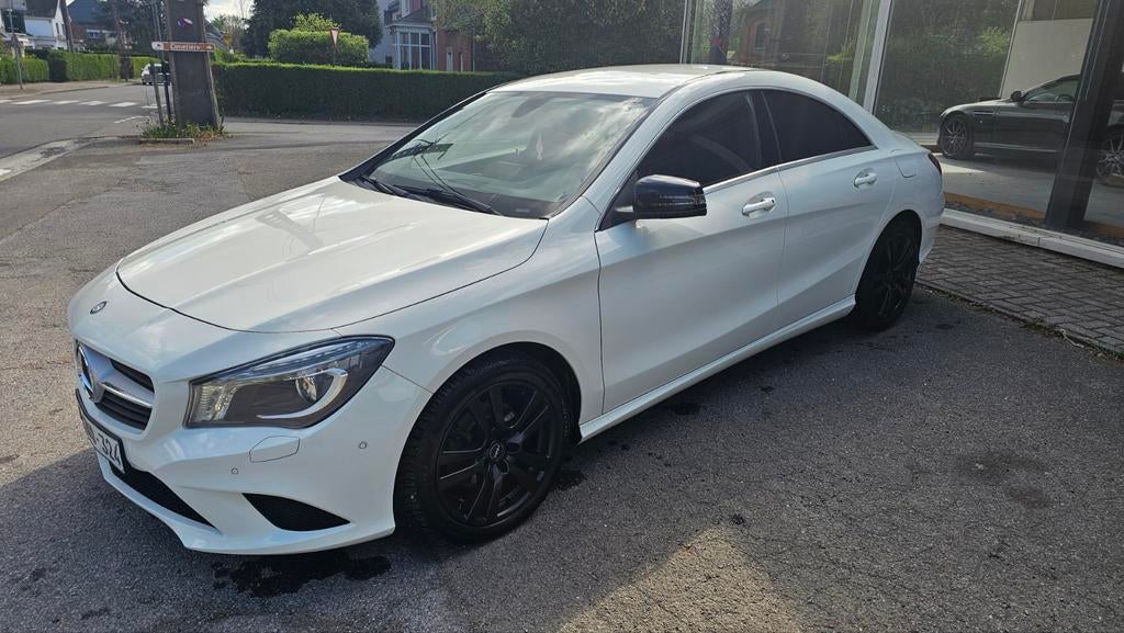Mercedes Cla180 essence euro 6b, Autos, Cuir, Achat, Entreprise, Bluetooth