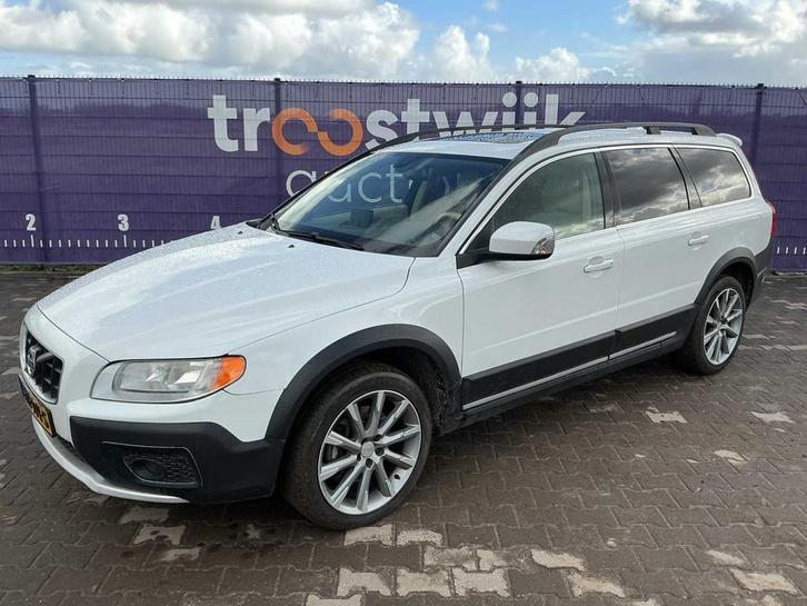 2010 - Volvo - XC70 - 2.4 D5 Summum - Voiture particulière, Autos, Volvo, Entreprise, XC70, Diesel, Euro 4, Break, Occasion