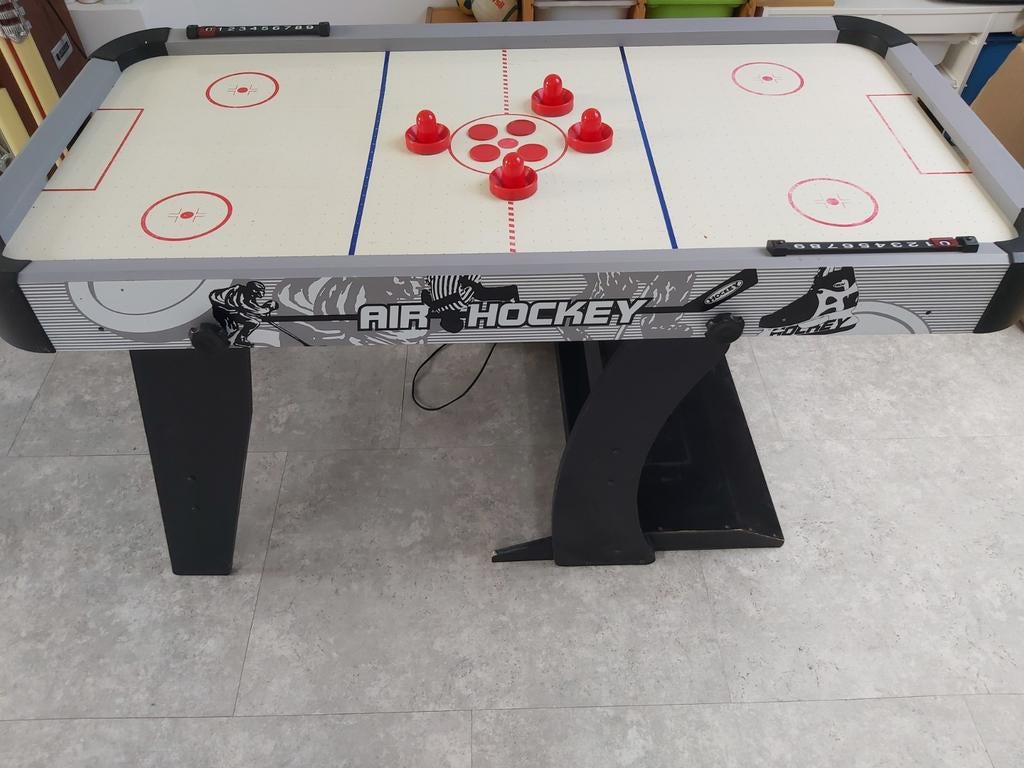 Air hockey tafel, Enlèvement