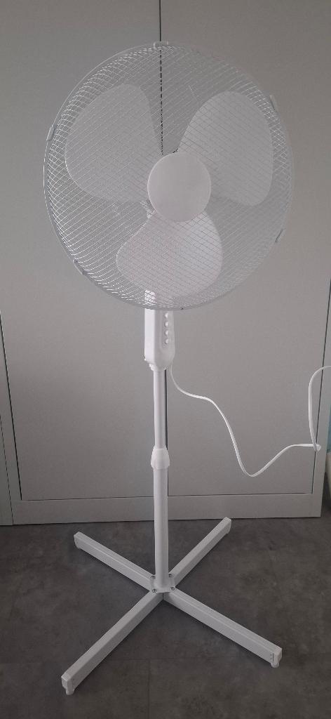 Statiefventilator merk Portland (gamma), Maison & Meubles, Maison & Meubles | Autre, Comme neuf, Enlèvement ou Envoi