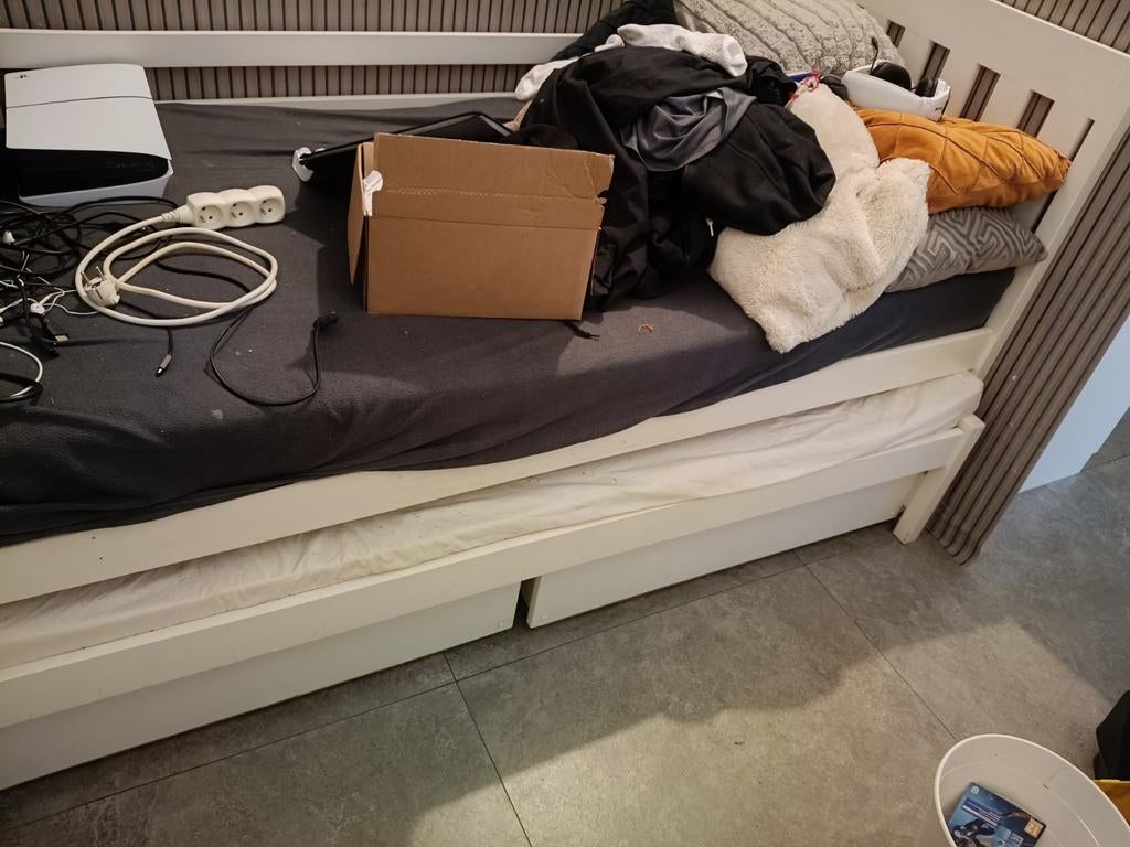 Lits Ikea gratuits, Enlèvement