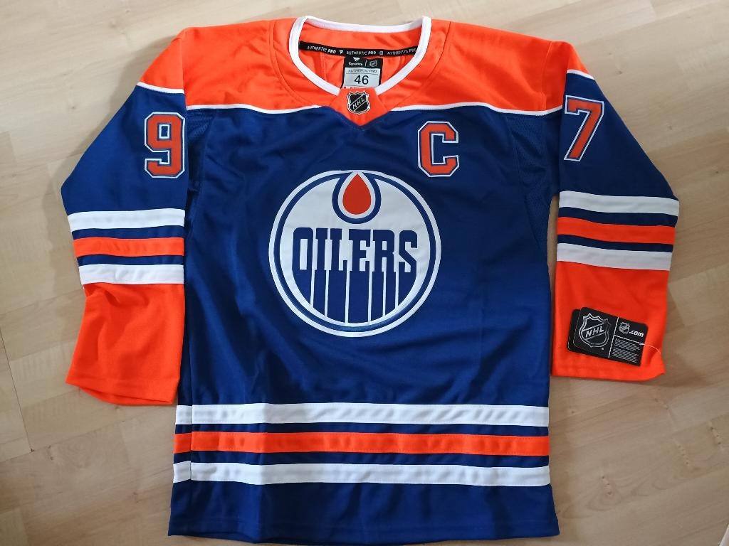 Edmonton Oilers Jersey McDavid maat: L, Sports & Fitness, Hockey sur glace, Enlèvement ou Envoi, Neuf, Vêtements