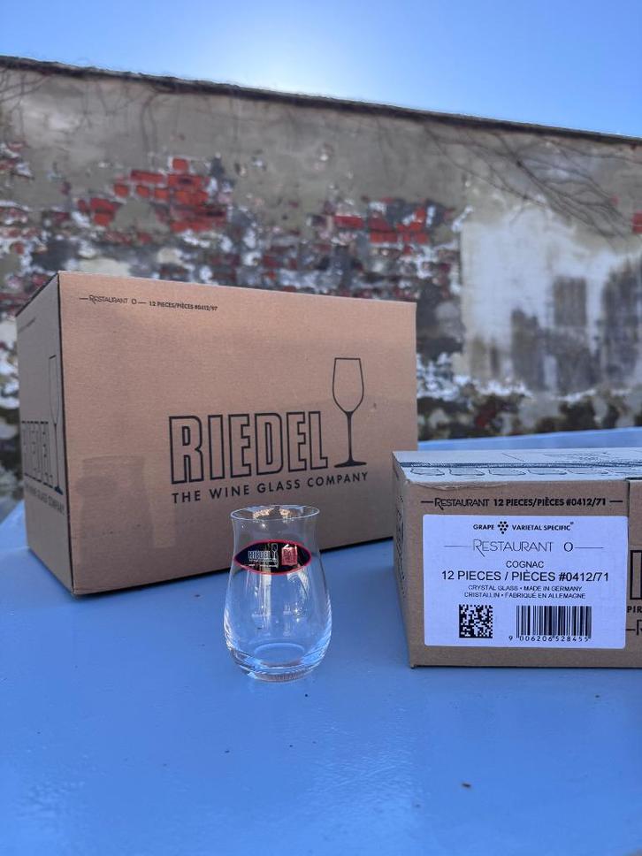 Cognac Riedel (boîte de 12), Collections, Verres & Petits Verres, Neuf, Autres types, Enlèvement