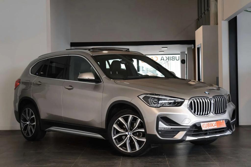 BMW X1 X1 2.0 dA sDrive18 Pano CruiseC Leder Memory 12M*, Autos, BMW, 118 g/km, Achat, Euro 6, Entreprise