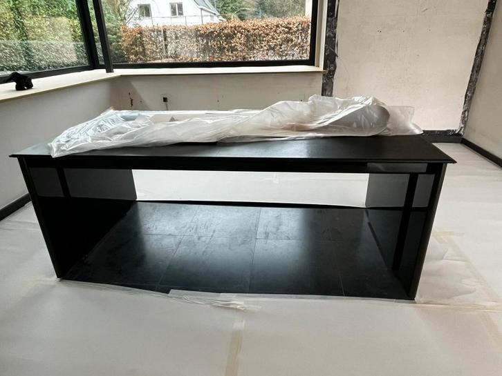 Knol Executive Design Bureau, Huis en Inrichting, Bureaus, Zo goed als nieuw, Bureau, Ophalen