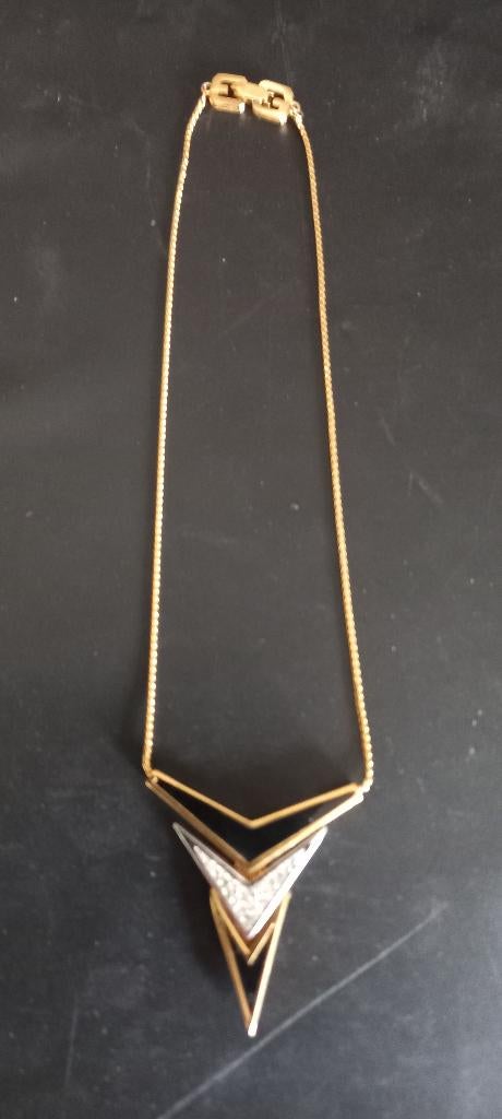 Halsketting van Givenchy uit 1979, Ophalen of Verzenden, Zo goed als nieuw, Goud, Overige materialen