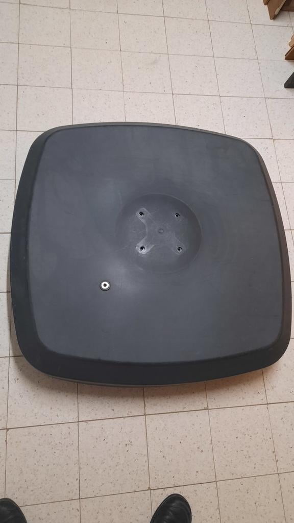 Parapluie flottant, couleur taupe avec panneau solaire, Enlèvement