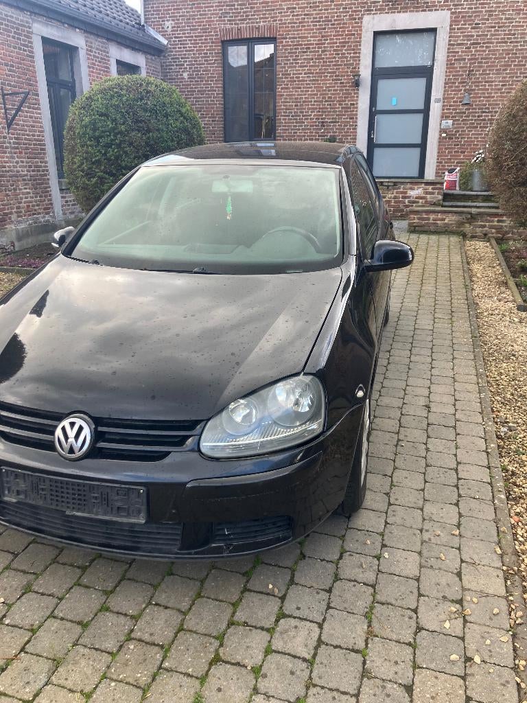 Golf 5 1.6 FSI 2004, Auto's, Volkswagen, Particulier, Golf, Benzine, Berline, 5 deurs, Handgeschakeld, Zwart, Grijs, Overige bekleding