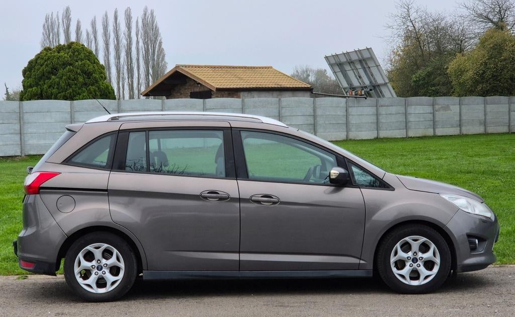 Ford grand c max 16tdci 195mkm 7places 2012.4300€, Autos, Ford, Euro 5, 7 places, Boîte manuelle, 5 portes