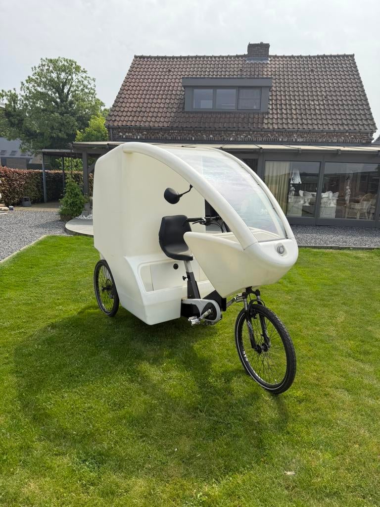 Drie-wielige bakfiets, Ophalen, Zo goed als nieuw