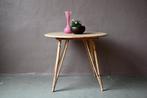 Table en rotin vintage années 60, Maison & Meubles, Vintage, Moins de 55 cm, Enlèvement, Utilisé