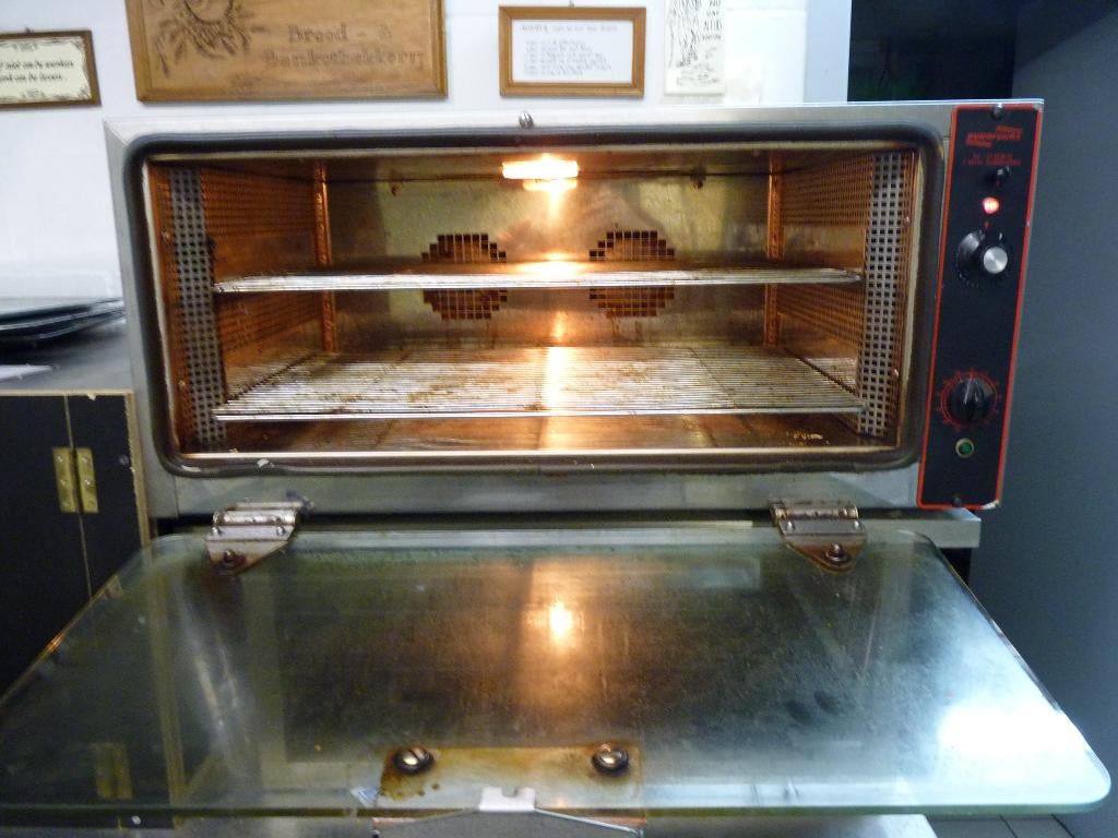 oven voor brood en banket gebak merk Eurofours, Enlèvement, Boulangerie et Pâtisserie