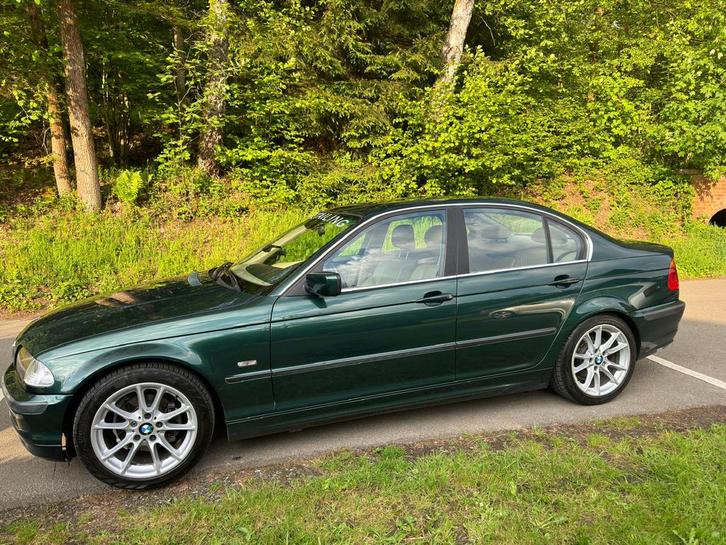 Propere E46 323i 2.5L 6 cilinder in lijn youngtimer, Autos, BMW, Particulier, Série 3, Airbags, Air conditionné, Verrouillage central