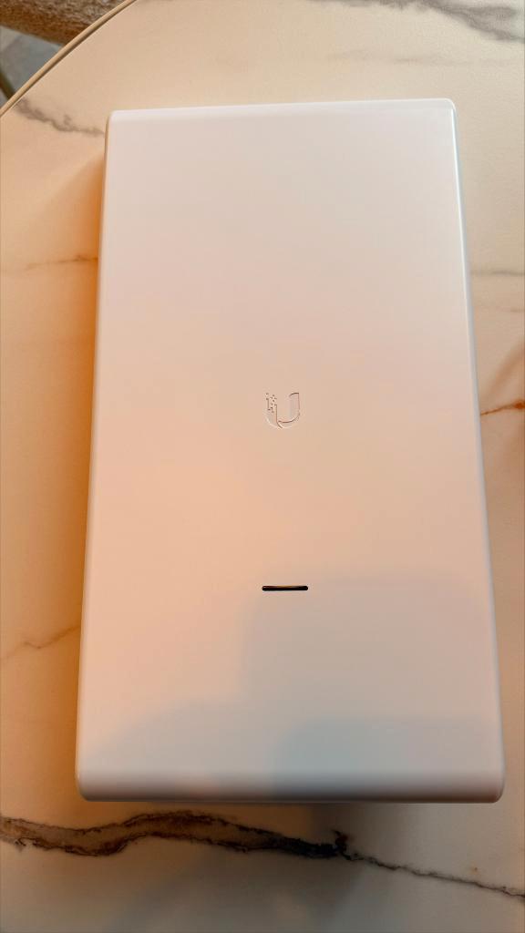 Outdoor Mesh Access Point - NIEUW, Computers en Software, Accesspoints, Nieuw, Ophalen of Verzenden