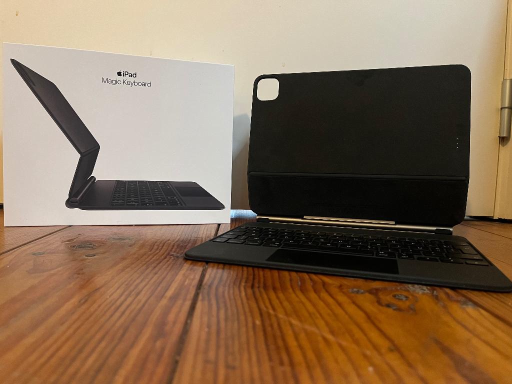 Apple | Magic Keyboard iPad Air/Pro 11”, Computers en Software, Tablet-hoezen, 11 inch, Bescherming voor- en achterkant, Ophalen of Verzenden