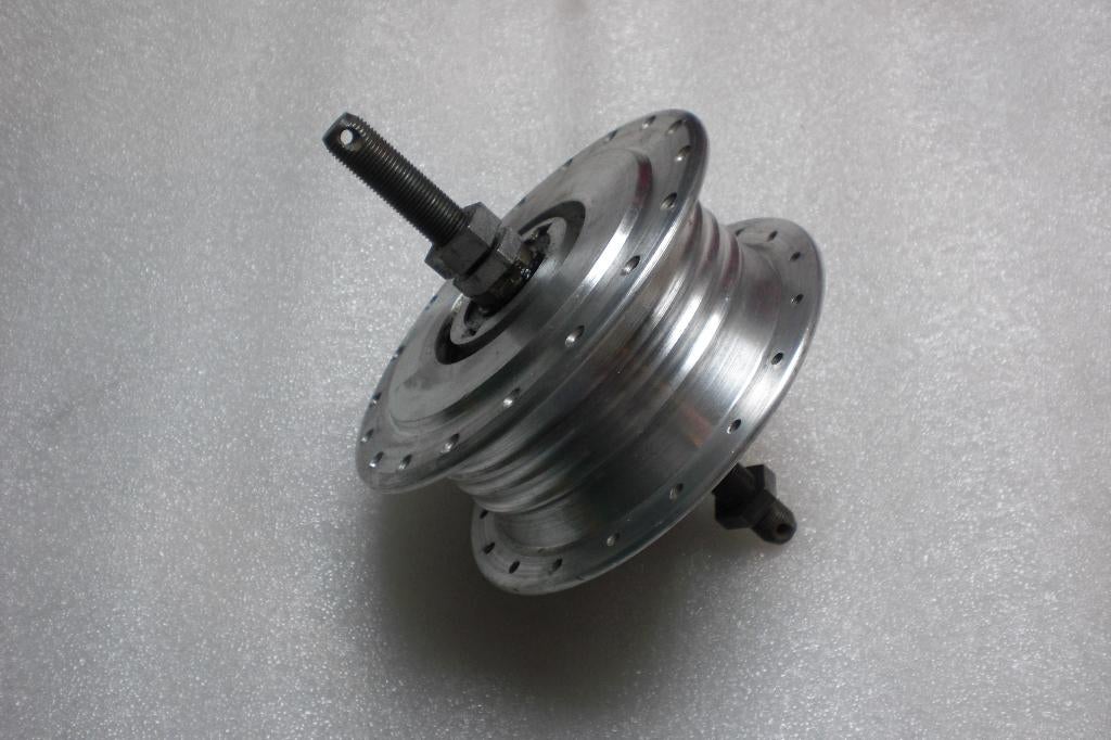 Honda PX Camino naaf voorwiel met gelagerde as, Enlèvement ou Envoi, Comme neuf, Autres types, Honda