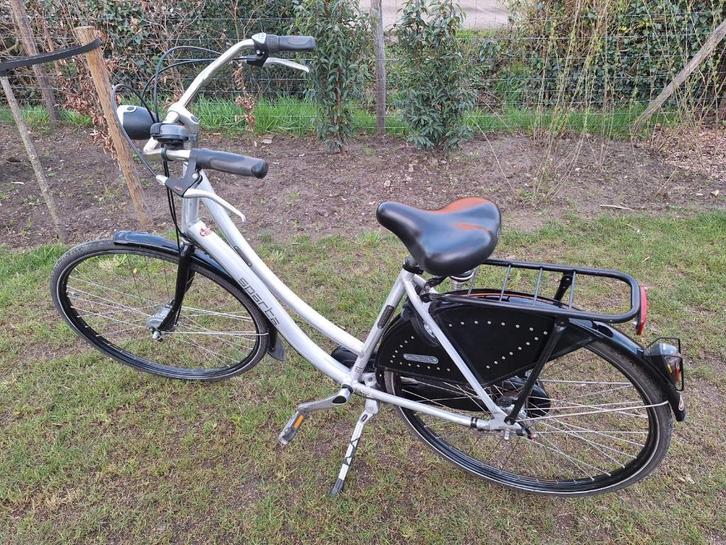 Deftige damesfiets Sparta, Fietsen en Brommers, Fietsen | Dames | Damesfietsen, Zo goed als nieuw, Sparta, Versnellingen, Ophalen