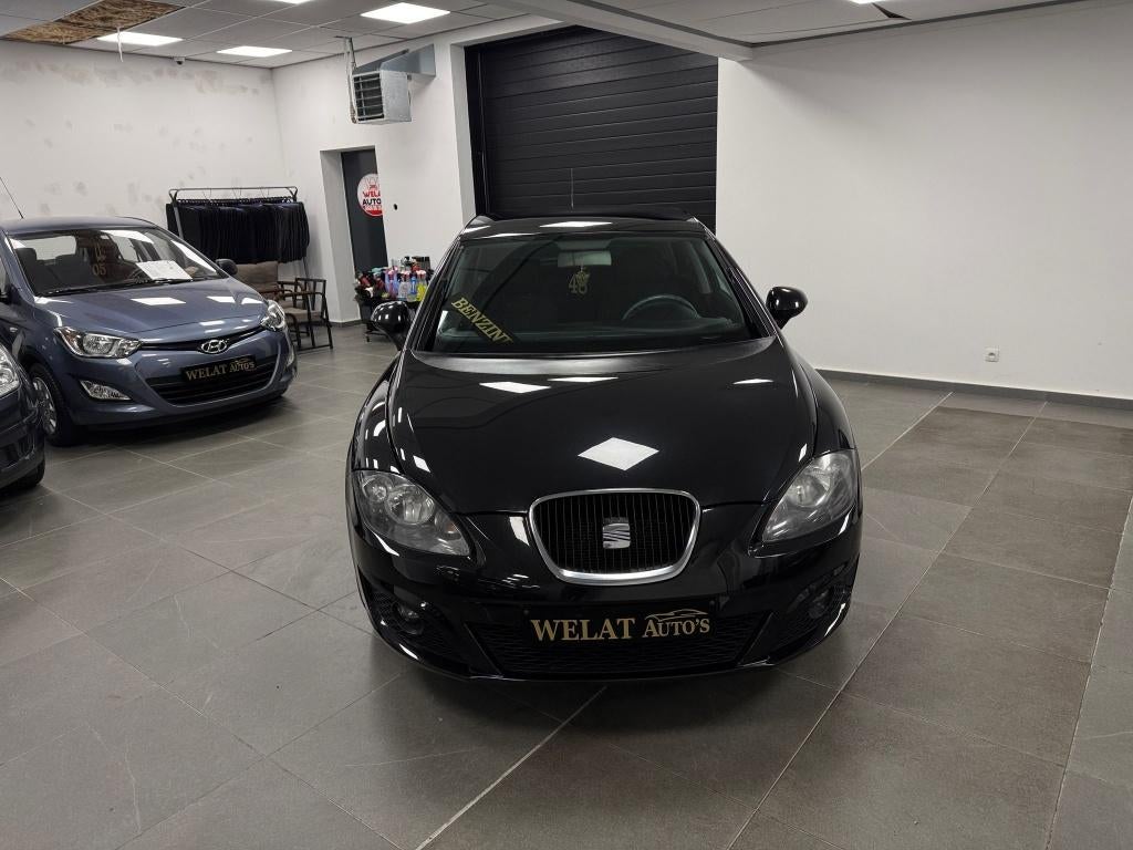 SEAT LEON 1.2 TURBO BENZINE 2012/CARPLAY/TOP STAAT, Auto's, Bluetooth, Zwart, Leon, Zwart