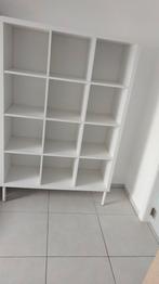 Kallaxkast Ikea op poten, Ophalen