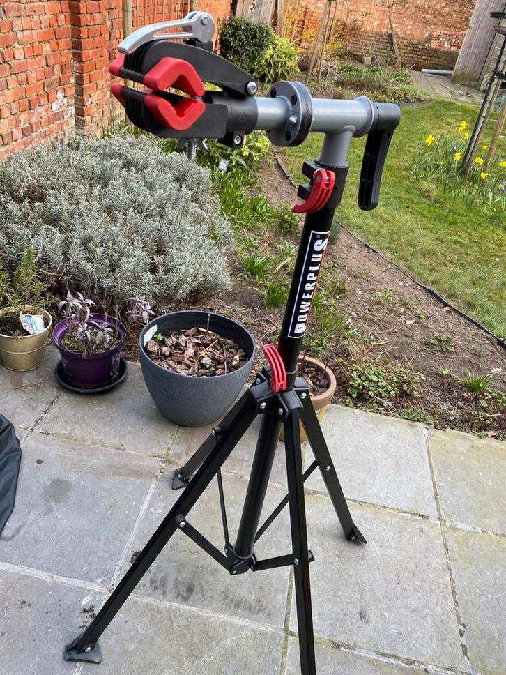 Fiets montagestandaard, Fietsen en Brommers, Fietsaccessoires | Fietsgereedschap, Nieuw, Ophalen