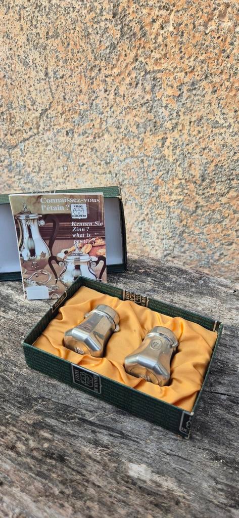 Etains du Manoir peper en zoutvaatjes., Ophalen of Verzenden