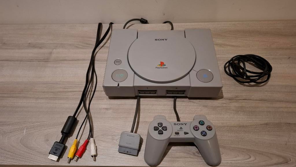 PlayStation 1 en bonne état complet avec manette original, Enlèvement ou Envoi
