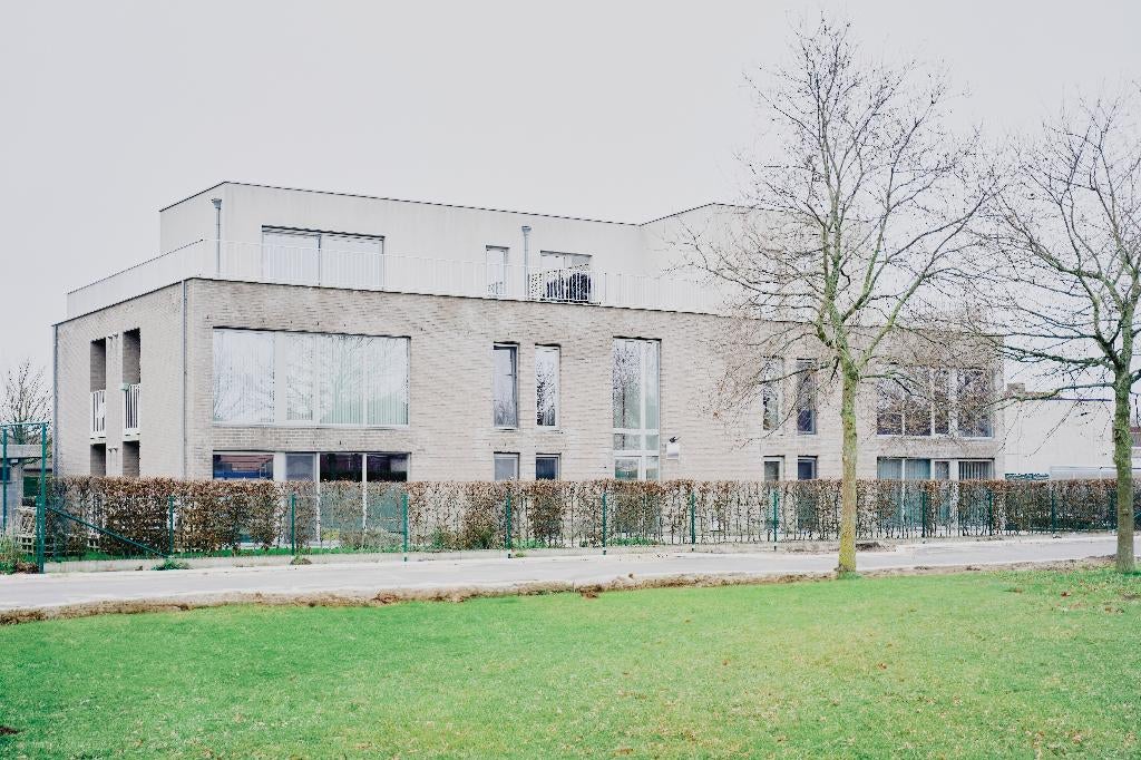 Energiezuinig appartement met zonnig terras en toffe buren, Immo, Appartementen en Studio's te huur, 50 m² of meer, Oostende