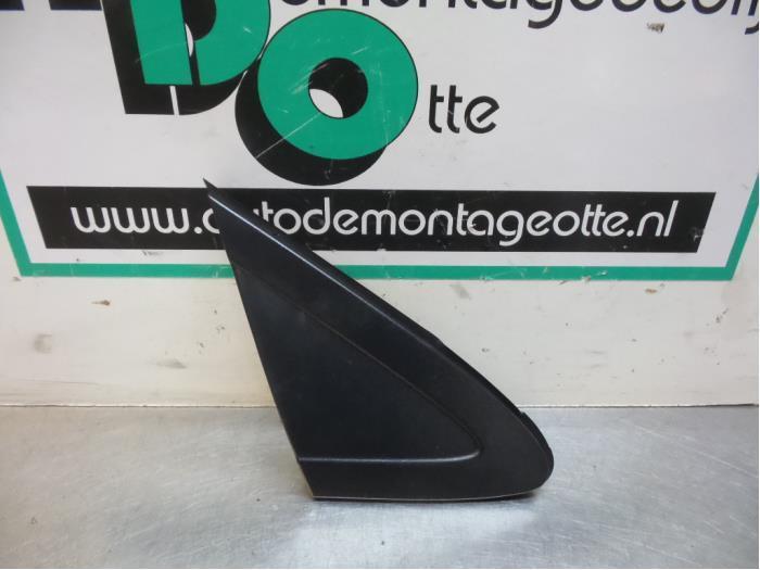 Protection montant A droit d'un Kia Picanto (Picanto 11-), Autos : Pièces & Accessoires, Habitacle & Garnissage, Kia, Utilisé