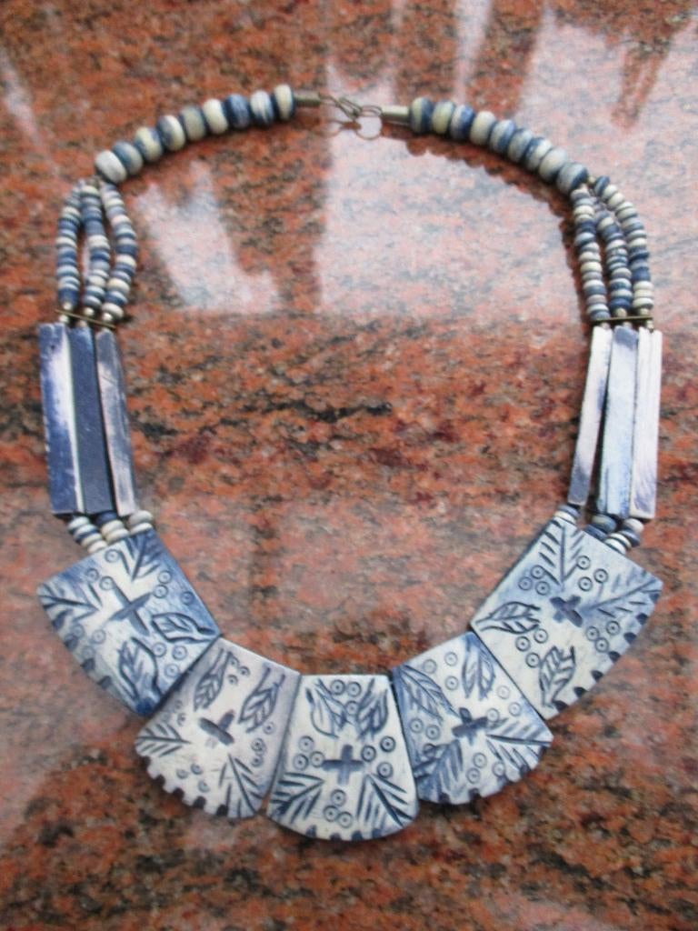 blauwe halsketting, Bijoux, Sacs & Beauté, Colliers, Enlèvement ou Envoi, Utilisé, Bleu, Synthétique