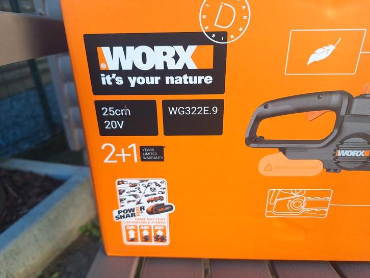 Tronconneuse worx neuf batterie et coupe.branche, Doe-het-zelf en Bouw, Gereedschap | Handgereedschap, Ophalen