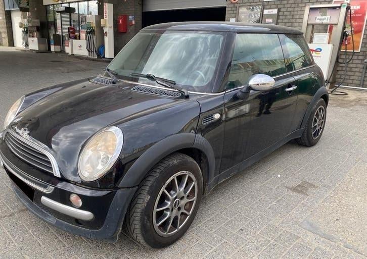 Mini One 2003 Premier propriétaire 1.6 essence 163 836 km, Autos, Mini, Particulier, One, Essence, Boîte manuelle, Enlèvement