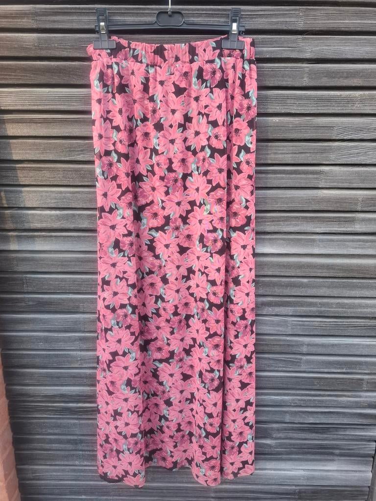 Longue jupe fluide M 38 Catwalk junkie noir fleurs roses, Neuf, Taille 38/40 (M), Enlèvement ou Envoi, Catwalk junkie