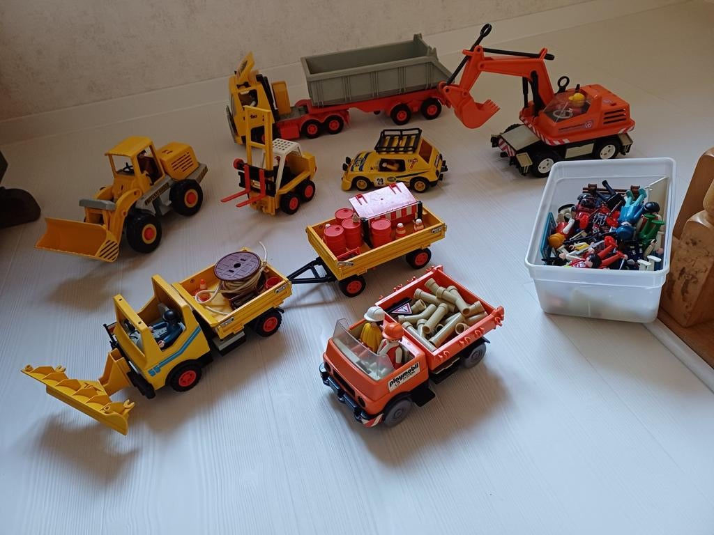 Fête Playmobil, camions, grues, chariot élévateur, 30 gars, Enlèvement