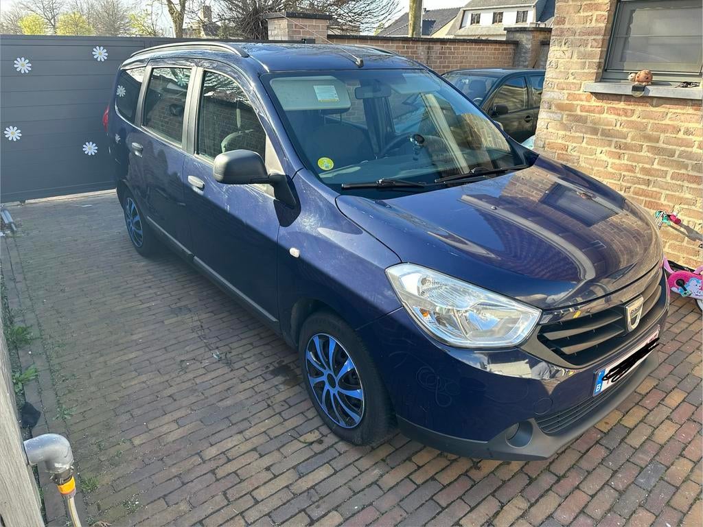 Dacia Lodgy 1.5 dCi Prestige 7pl met winter en zomerbanden, Autos, Dacia, 7 places, Boîte manuelle, 5 portes, Lodgy