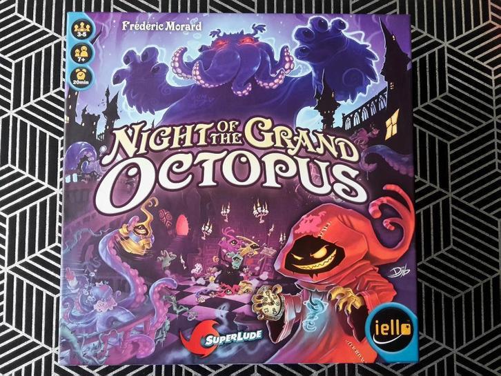 Nieuw spel Night of the Grand Octopus, Iello, + gratis promo, Hobby en Vrije tijd, Gezelschapsspellen | Bordspellen, Nieuw, Ophalen of Verzenden