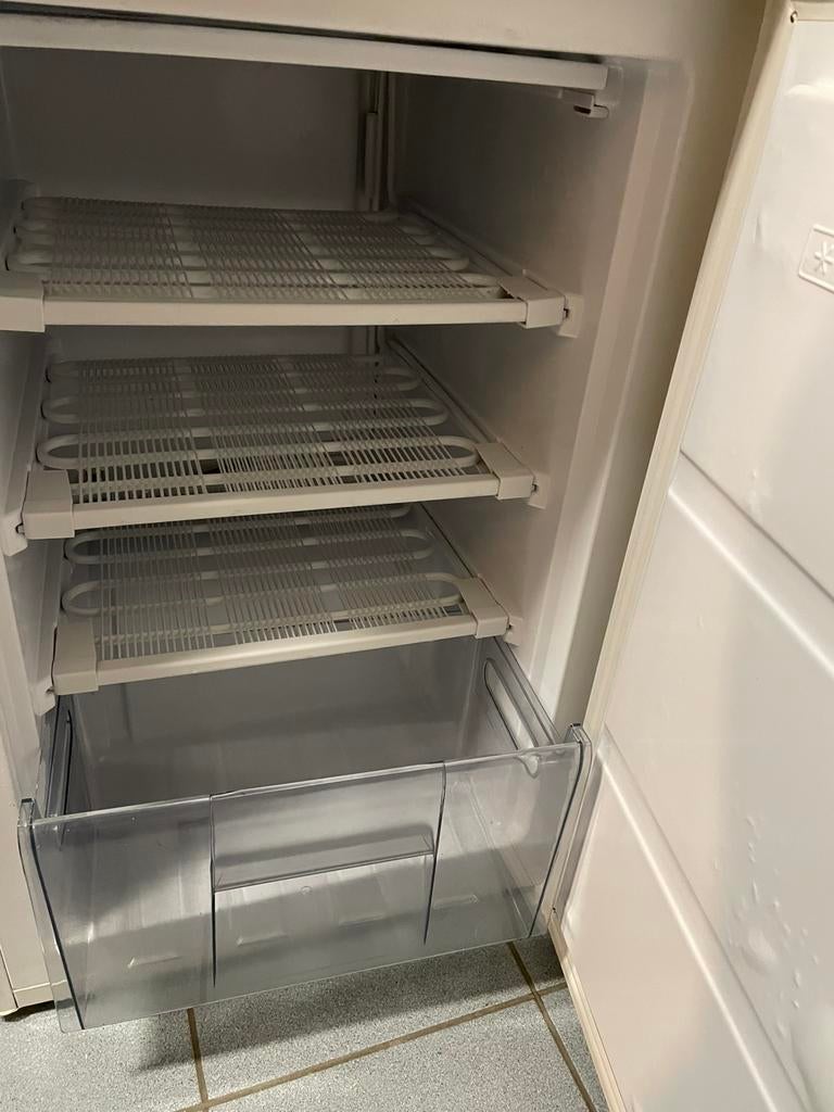 Congélateur 4 tiroirs Baucknecht KA160, Ophalen, Gebruikt, Tussenbouw, Vrieskast