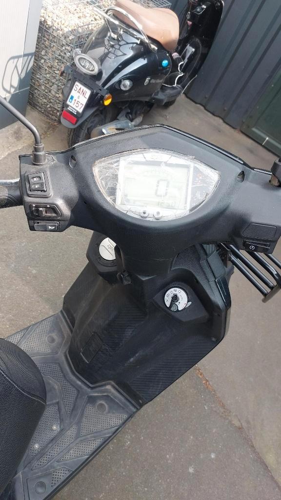 dehands sym delivery scooter klasse B 550€, Fietsen en Brommers, Scooters | SYM, Gebruikt, Overige modellen, Klasse B (45 km/u)