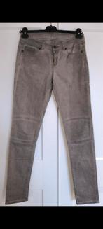 Broek denim 1982 34, Vêtements | Femmes, Jeans, Enlèvement ou Envoi