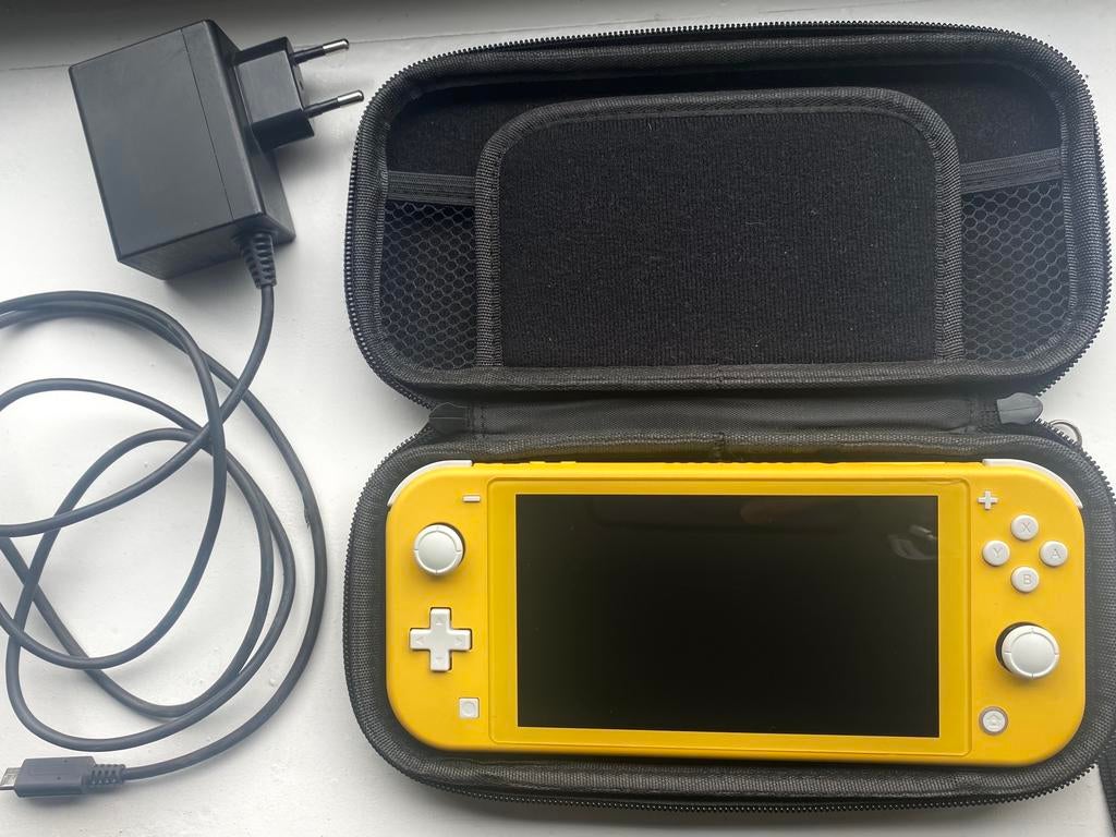 Nintendo Switch Lite Geel + Case + Lader, Enlèvement ou Envoi, Jaune, Utilisé
