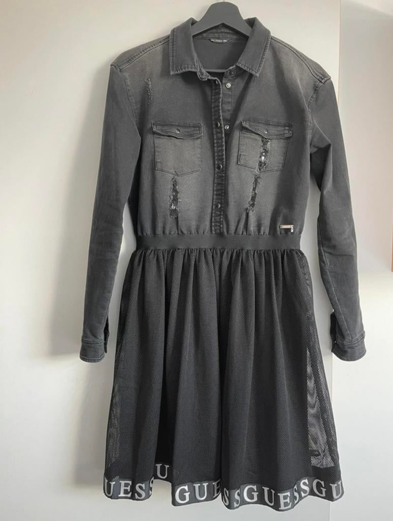Robe noire en jean signée Guess, Enlèvement, Comme neuf