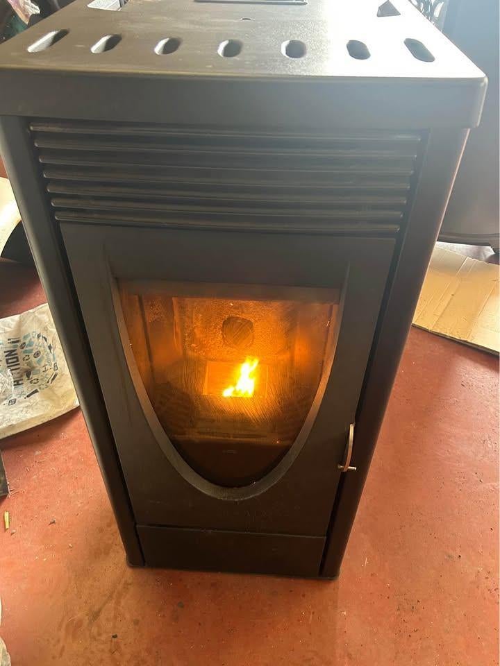 Pelletkachel, Enlèvement, Utilisé, Autoportant, Poêle à granulés