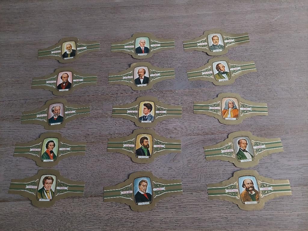 grote sigarenbandjes Victor Hugo "componisten", Ophalen, Zo goed als nieuw, Sigarenbandjes