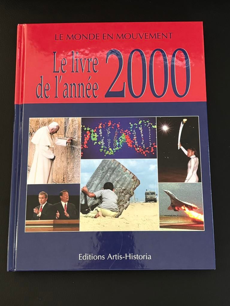 "Le livre de l'année 2000", Boeken, Prentenboeken en Plaatjesalbums, Ophalen of Verzenden, Zo goed als nieuw