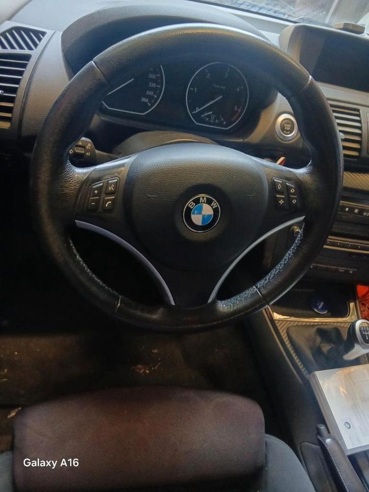 Volant sport bmw série 1 et serie 3 e81 e82 e87 e88 e90 e91, Autos : Pièces & Accessoires, Commande, BMW, Enlèvement