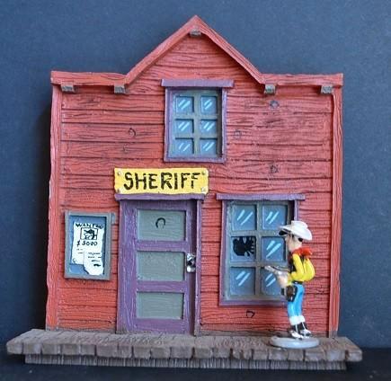 Lucky Luke, figurine en plomb : Le bureau du sheriff (2007)., Collections, Personnages de BD, Neuf, Statue ou Figurine, Autres personnages