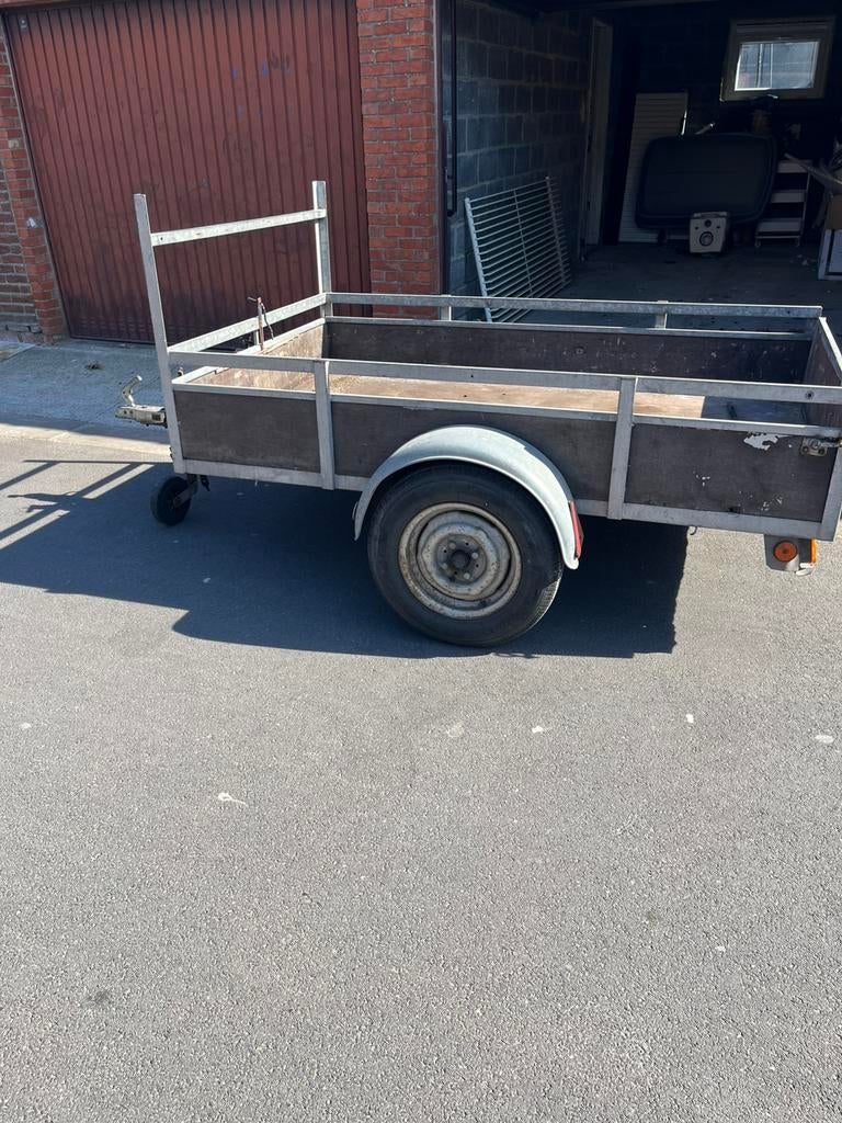 Remork, Enlèvement, Comme neuf