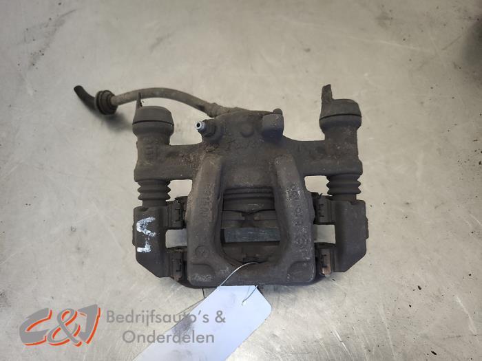 Remklauw (Tang) links-achter van een Mercedes Vito, Auto-onderdelen, Remmen en Aandrijving, Mercedes-Benz, Gebruikt, 3 maanden garantie
