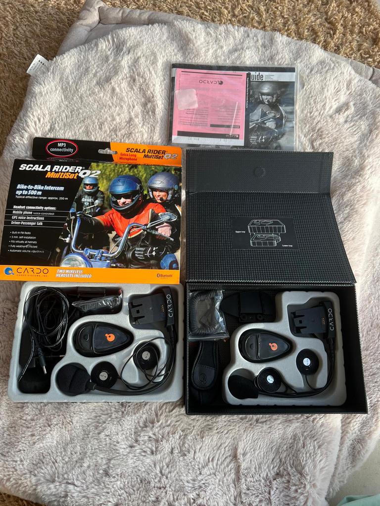 Cardo Scala Rider Q2 Pro Multiset, Motoren, Accessoires | Navigatiesystemen, Gebruikt, Ophalen of Verzenden