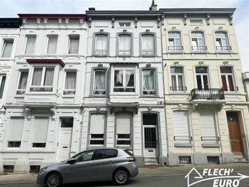 Maison à vendre à Verviers, 3 chambres disponible aux enchères