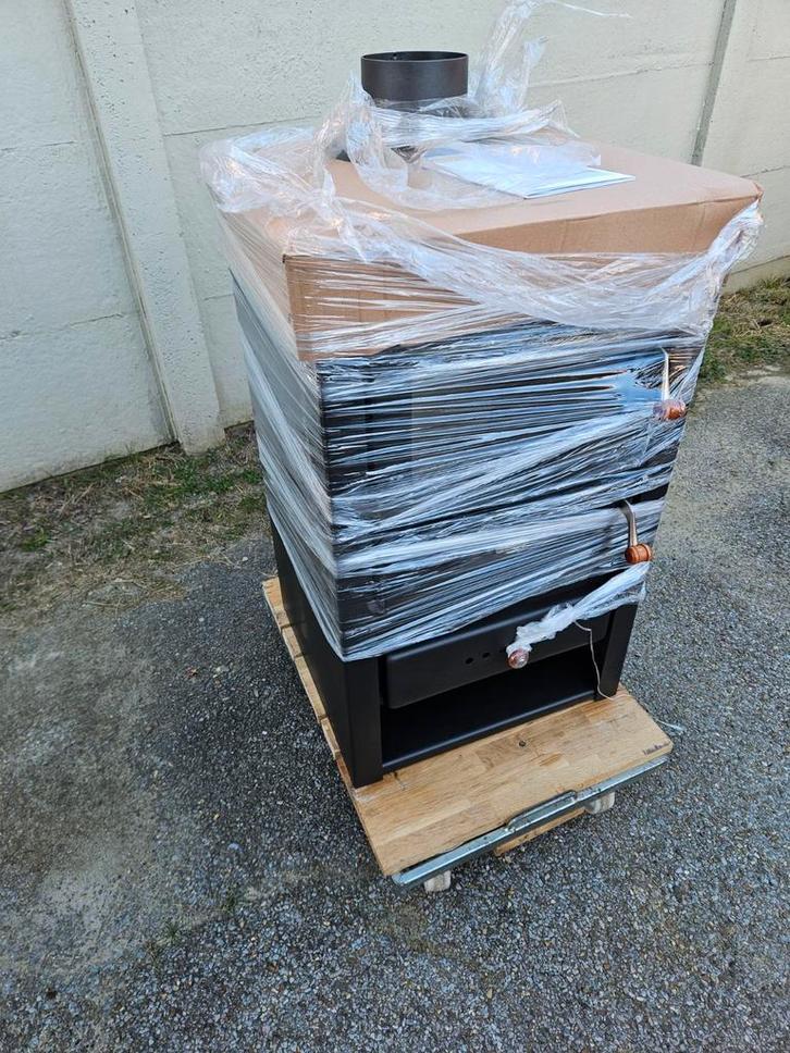 Promotie 2026 houtkachel met vuurvaste stenen 10.4 kw 240m3, Jardin & Terrasse, Foyers de jardin, Enlèvement